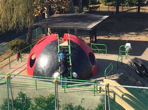 遊具がたくさんある公園 千葉 ～宇宙人が遊びに来るかもしれない～